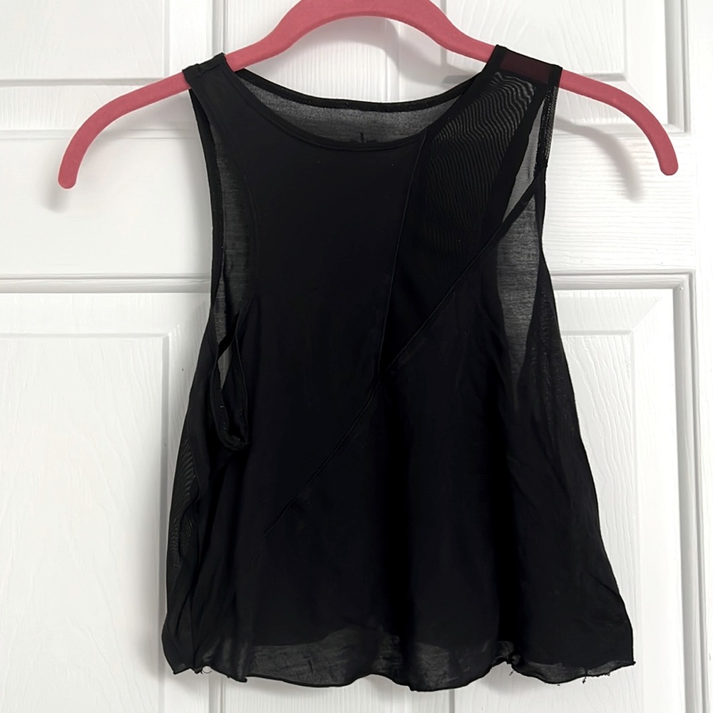 Alo Crop Top